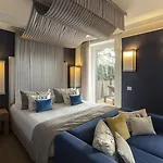 Eight Paraggi Hotel 5*