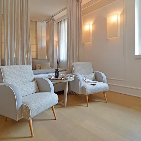 Hotel Eight Paraggi 5*