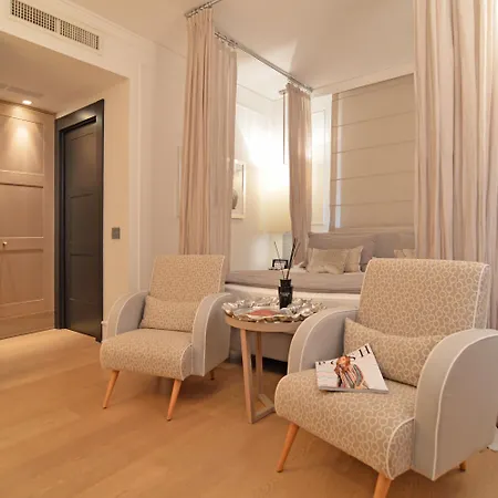 Eight Paraggi Hotel 5*