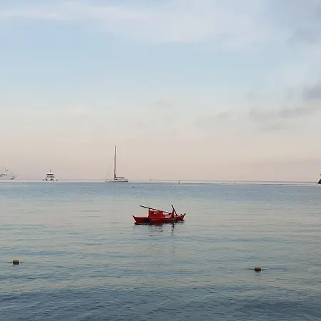 Hotel Eight Paraggi 5*