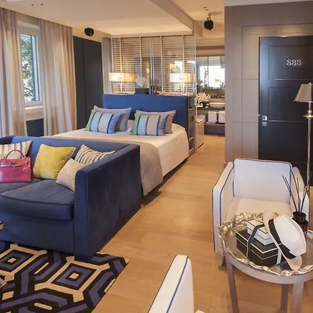 Eight Paraggi Hotel 5*