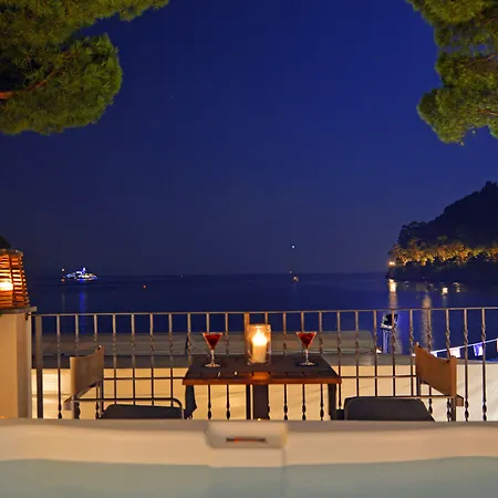 Hotel Eight Paraggi 5*