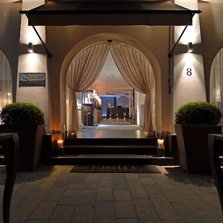 Hotel Eight Paraggi 5*