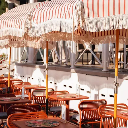 Eight Paraggi Hotel 5*