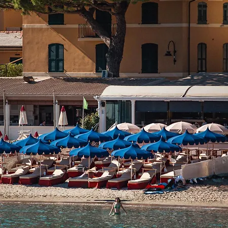 Eight Paraggi Hotel 5*