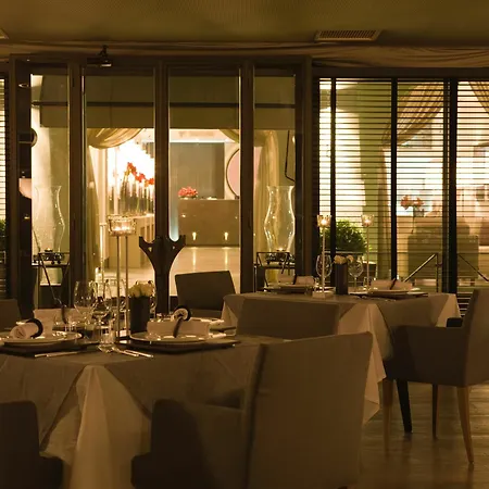 Eight Paraggi Hotel 5*