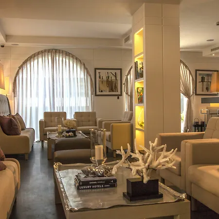 Hotel Eight Paraggi
