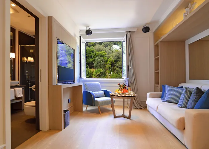 Hotell Eight Paraggi 5*