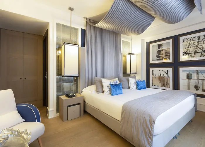 Eight Paraggi Hotel 5*